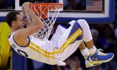 九游娱乐首页-东决关键战之夜，杰伦·格林彻底打爆防线，新生代巨星的终极宣言