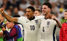 九游体育平台-包含瑞士与土耳其争夺胜利，球场上的较量的词条