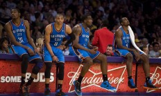 九游体育直播-步行者豪取七连胜，火箭遭受连败