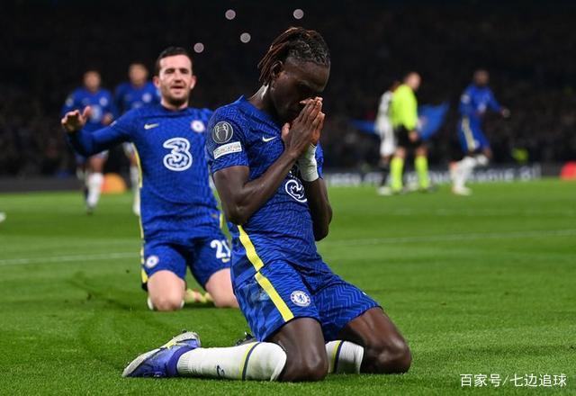 势均力敌!豪门队伍展开激烈战斗的简单介绍 势均力敌!豪门队伍展开激烈战斗的简单介绍