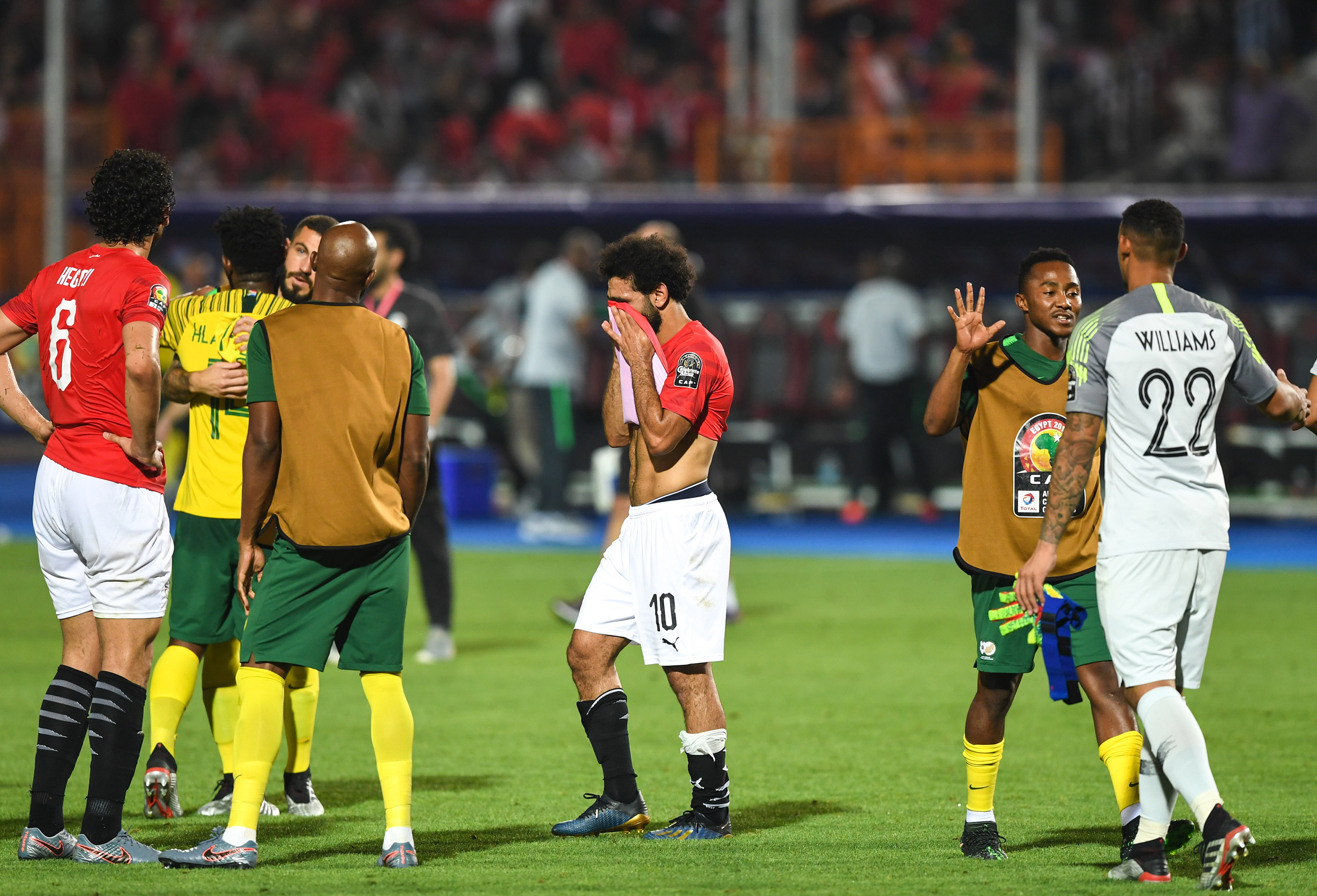 关于南非选手誓死不退,争取胜利的信息 关于南非选手誓死不退,争取胜利的信息