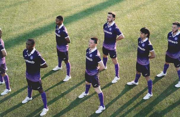 瑞典球员表现强劲,助球队全力以赴的简单介绍 瑞典球员表现强劲,助球队全力以赴的简单介绍