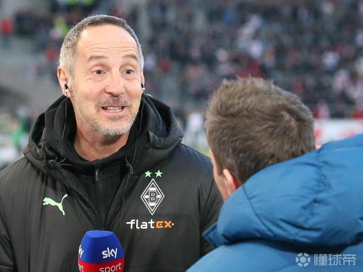 柏林赫塔主教练下课,寻找新帅接手 柏林赫塔主教练下课,寻找新帅接手