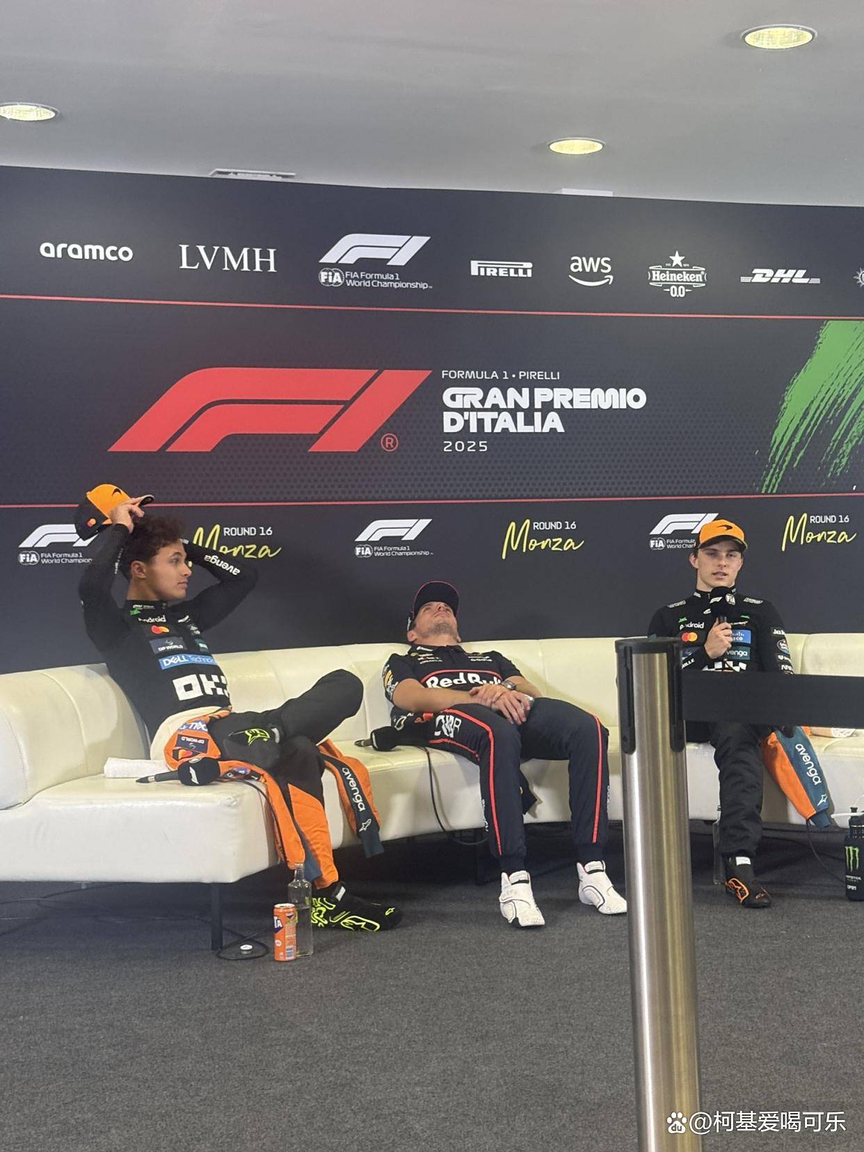 关于迈凯伦鏖战威廉姆斯，皮亚斯特里统治全场的信息