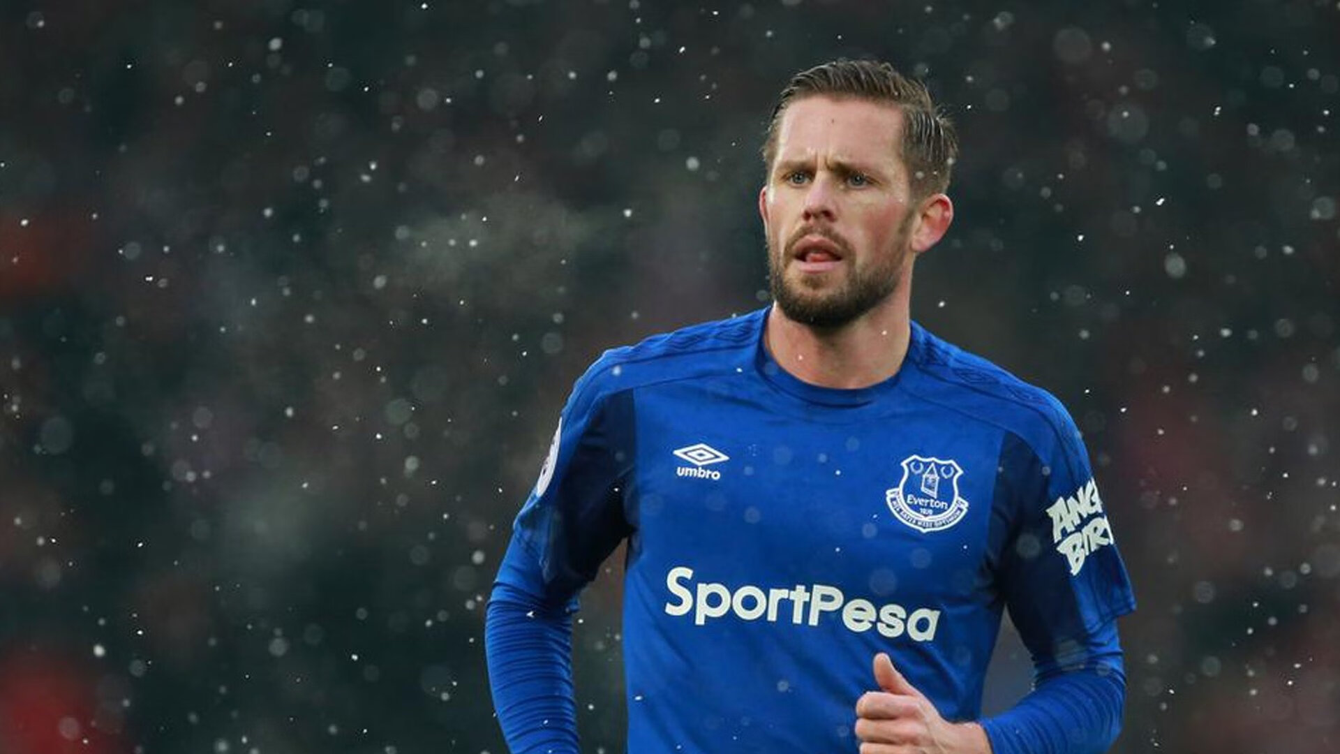 当凯恩照亮生涯之夜,南非以团队之力碾压智利—唯一性的双重证明