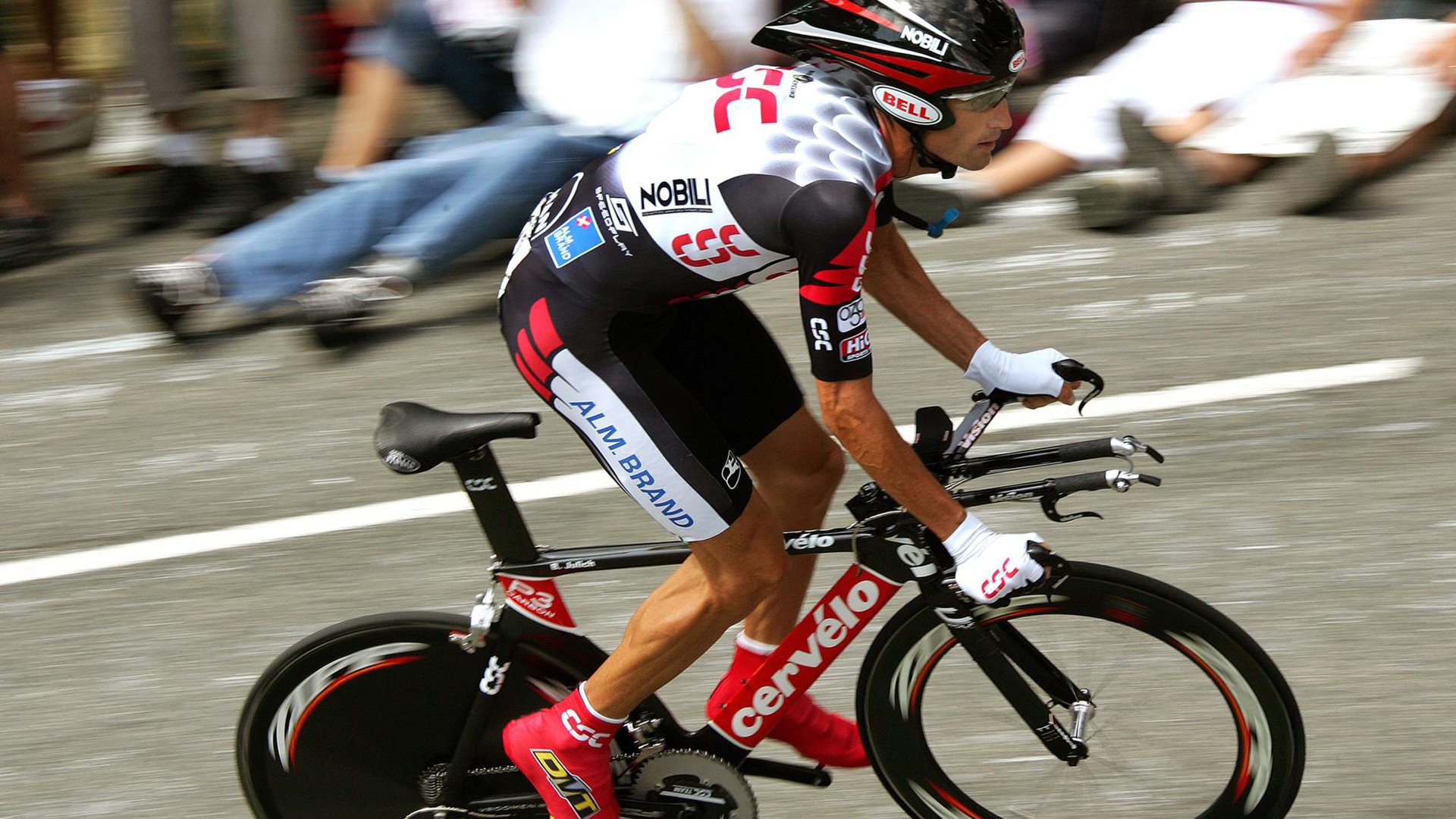 双城记，比利亚雷亚尔风暴席卷南美，奥斯梅恩化身东决关键先生